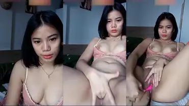 Bokep Indo Cewek Cantik Colmek Pake Dildo Hot