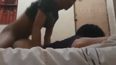 Menginap Di Rumah Pacar Berujung Hubungan Intim